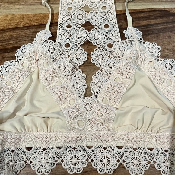 Aerie Floral Lace Racerback Bralette Soft Peach / Nude - Picture 9 of 13